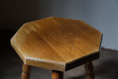 オクトゴナル　スツール　F404