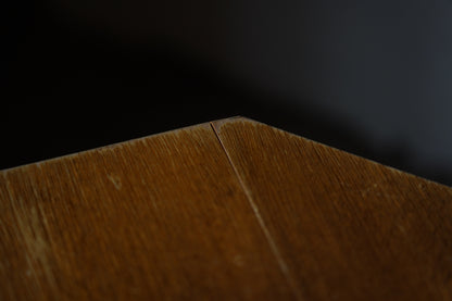 オクトゴナル　スツール　F404