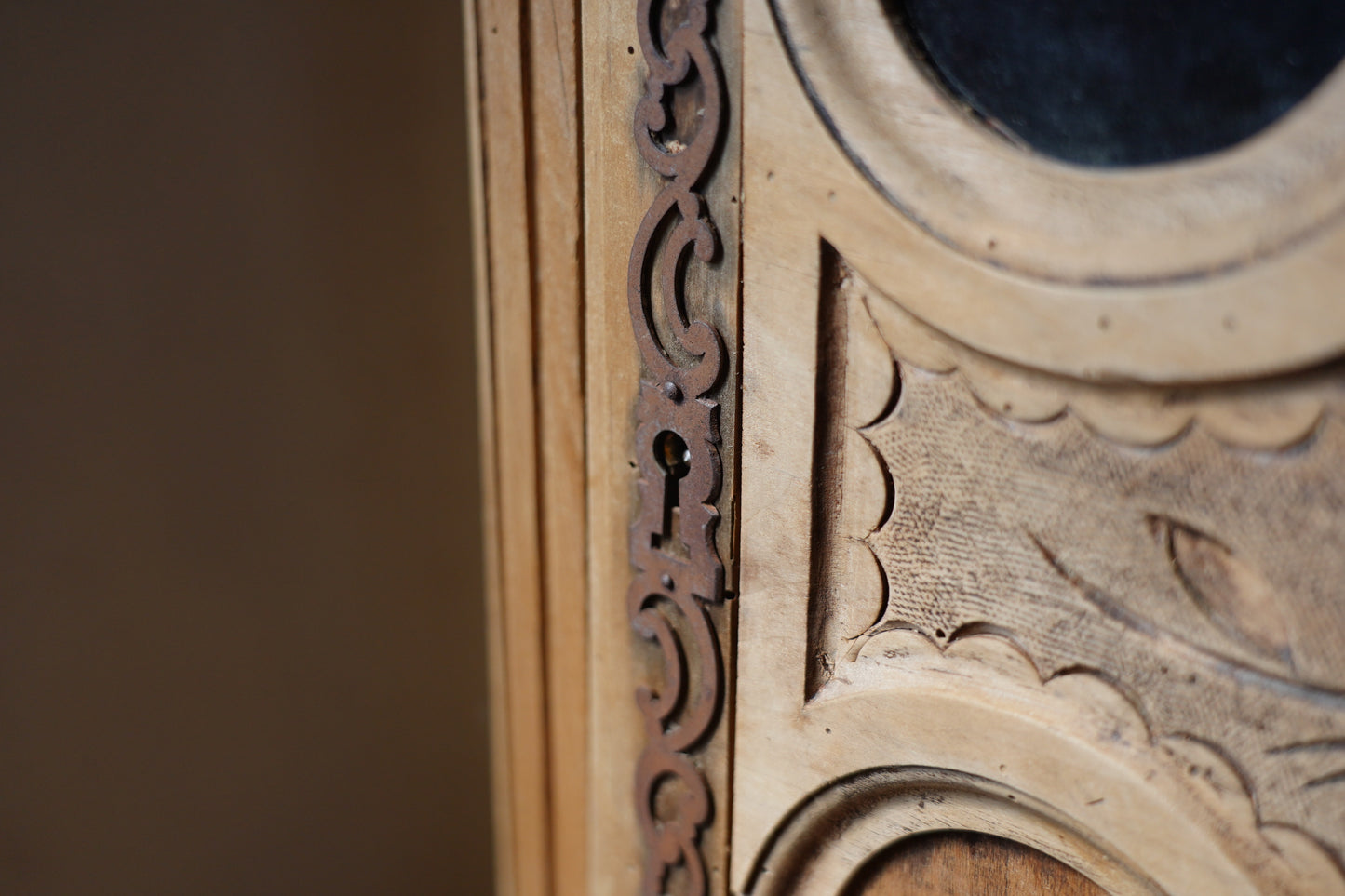 キャビネット　F408