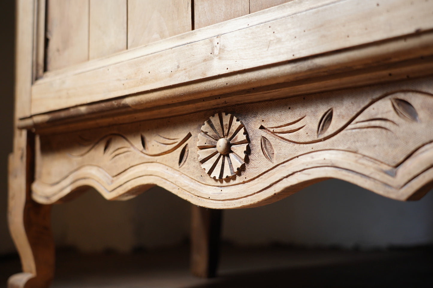 キャビネット　F408