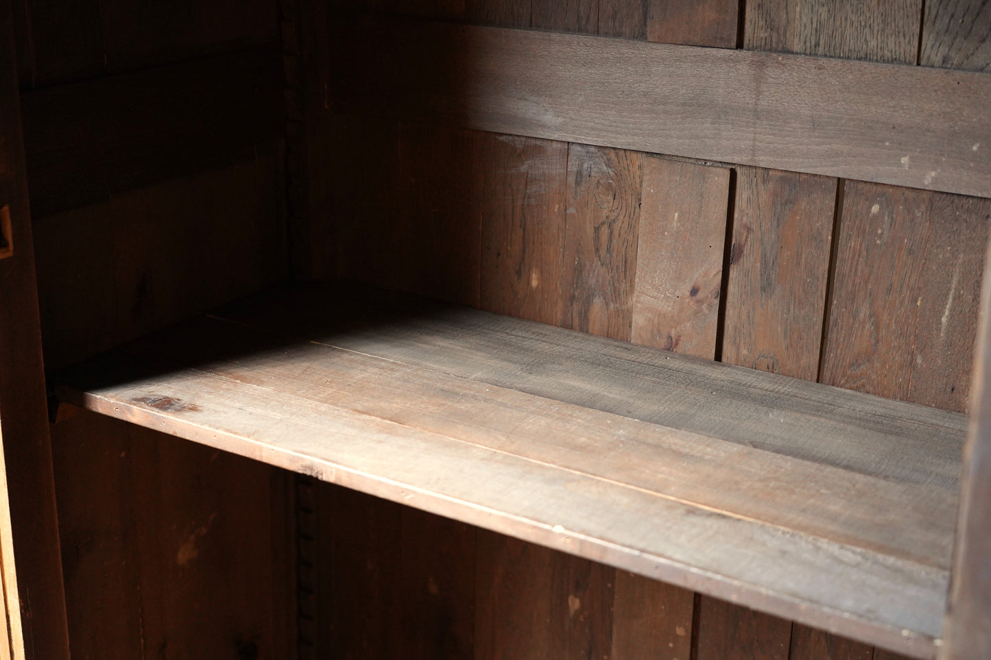 キャビネット　F408