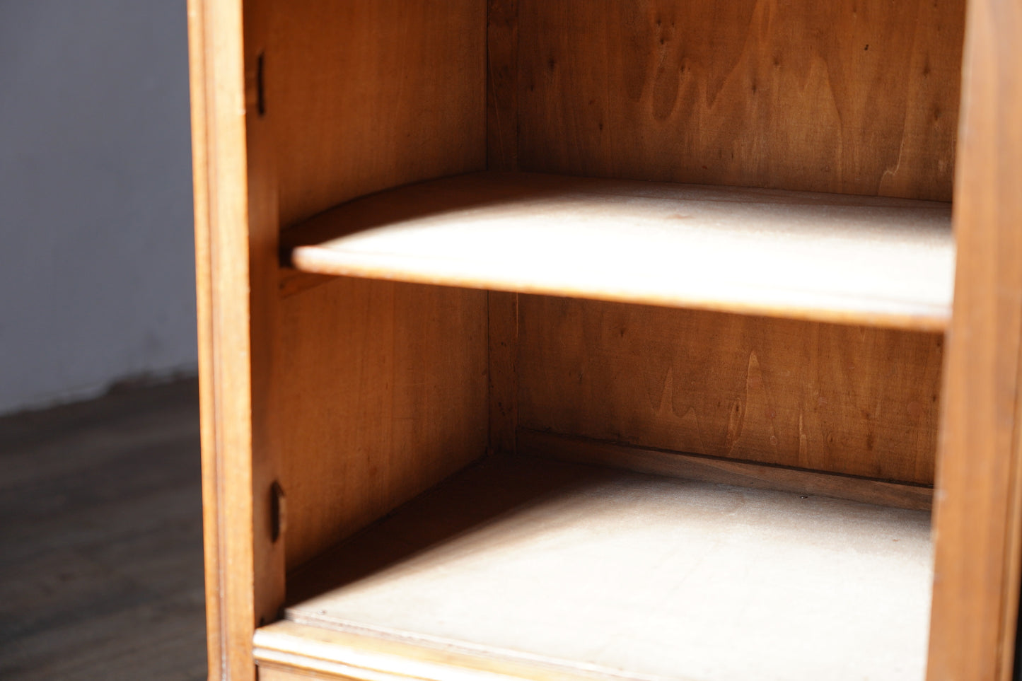 キャビネット　F422　