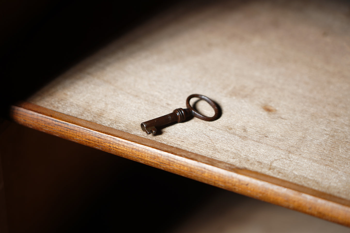 キャビネット　F422　